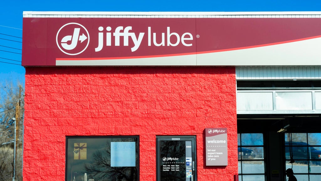 Georgia mother arrested after trying to abandon 6-month-old child at Mableton Jiffy Lube, police say — Covington Health news
